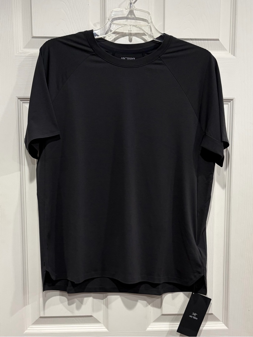 Arc’teryx Women's Large Silene Crew Shirt Short Sleeve Black Heather NWT Hiking